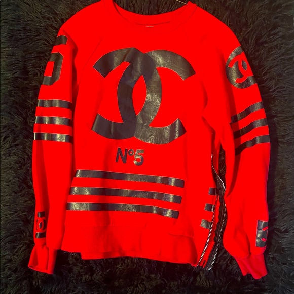 Homme Femme LA "Chanel" Crew Neck Sweater - Picture 1 of 2